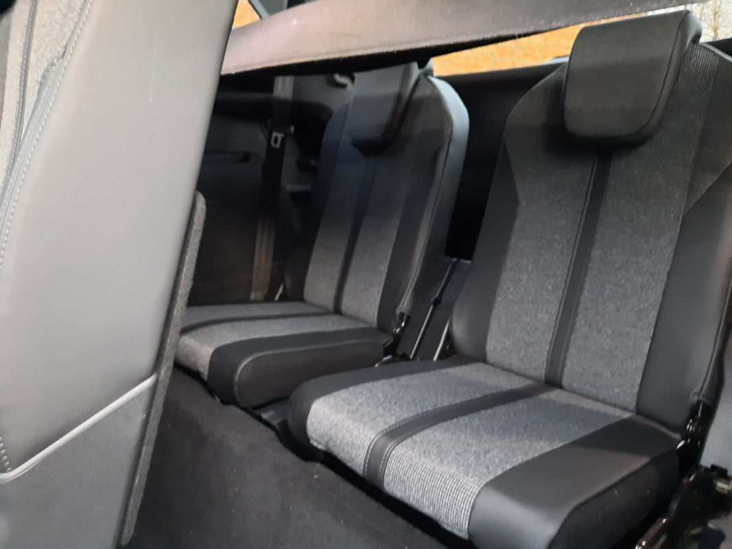 Peugeot 5008 — 27