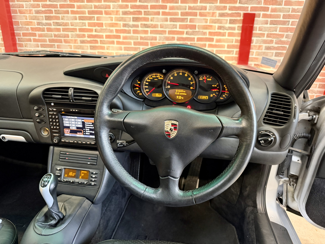Porsche 911 — 25