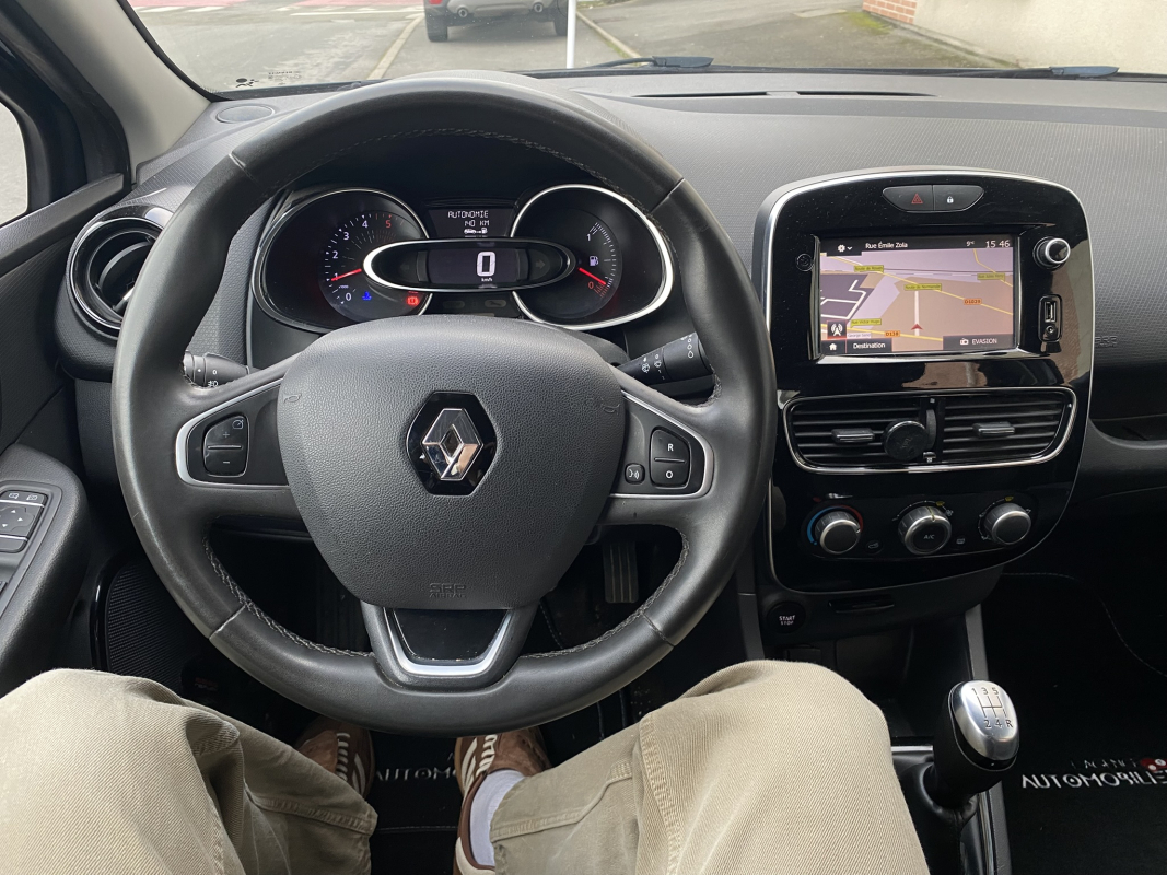 Renault Clio — 9