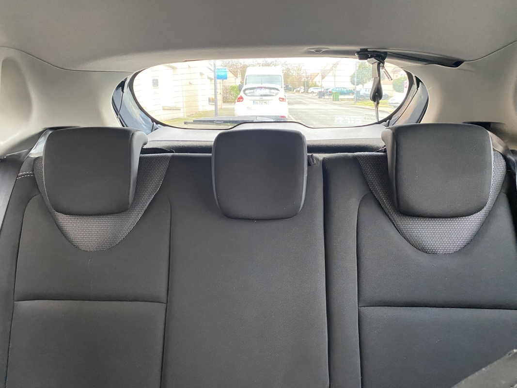 Renault Clio — 23