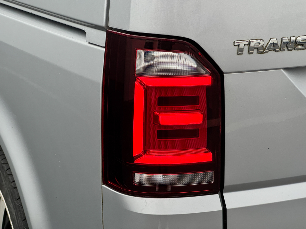 Volkswagen Transporter — 36
