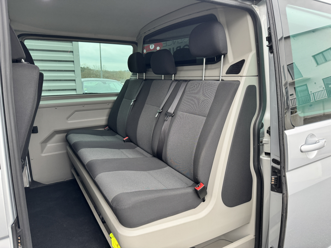 Volkswagen Transporter — 14