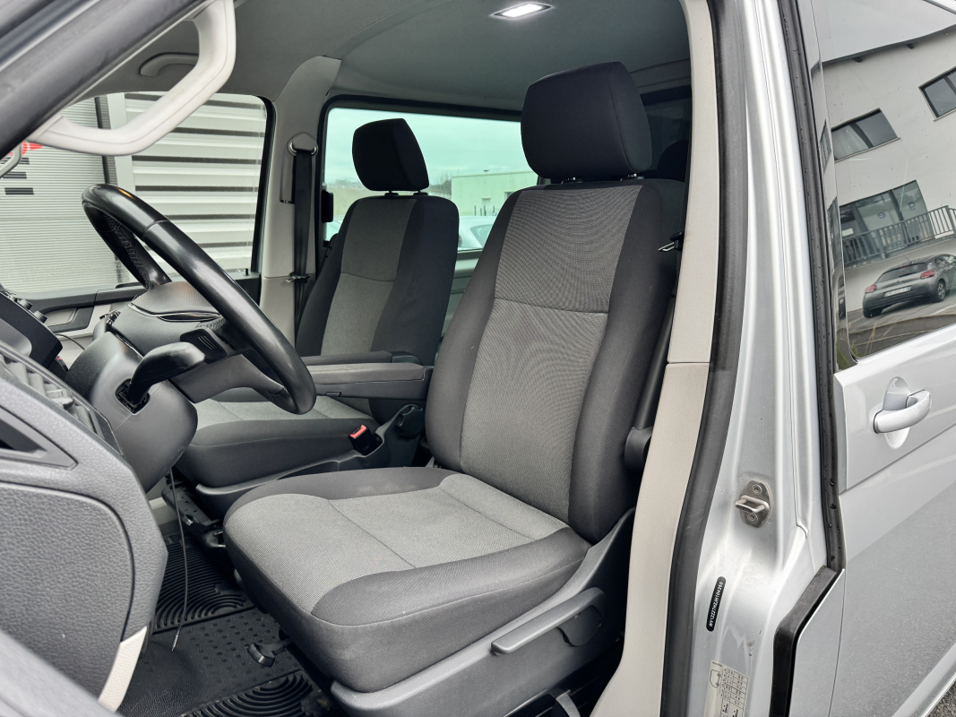 Volkswagen Transporter — 12