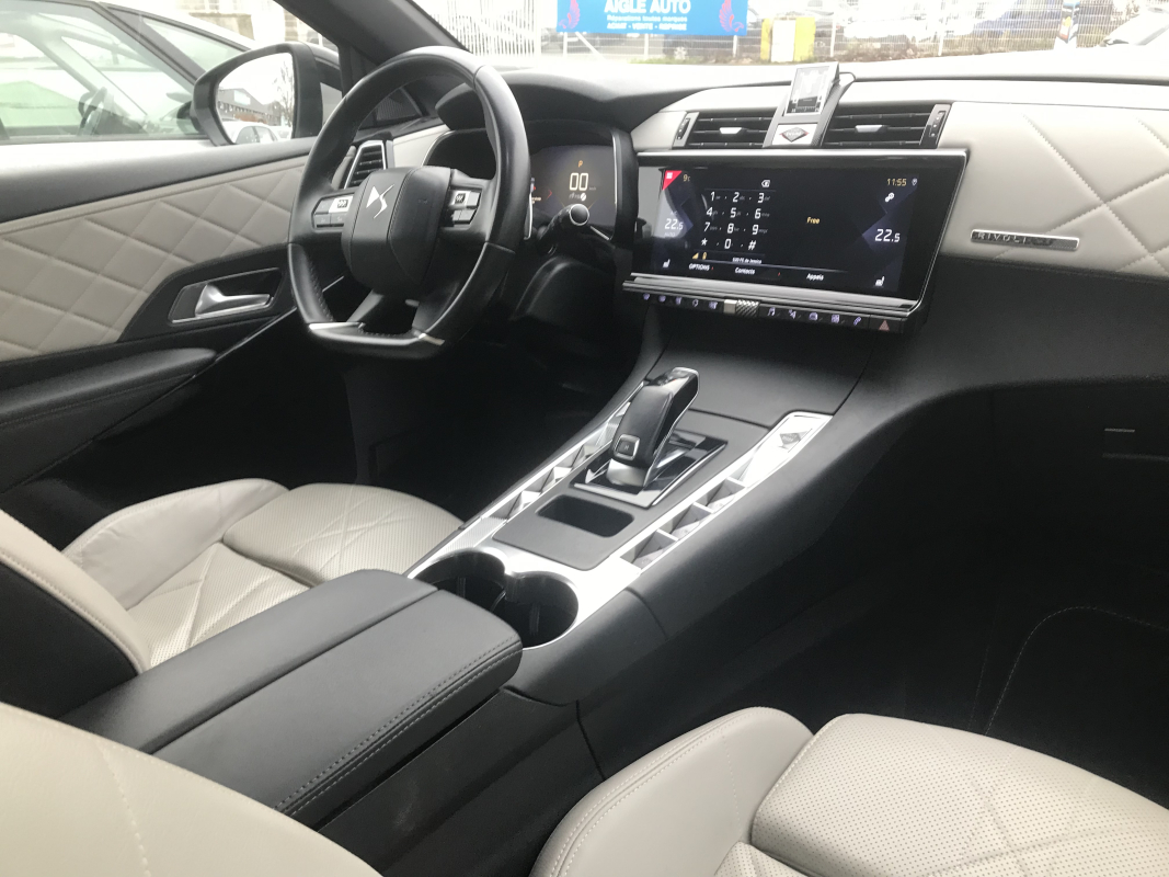 DS DS7 CROSSBACK — 20