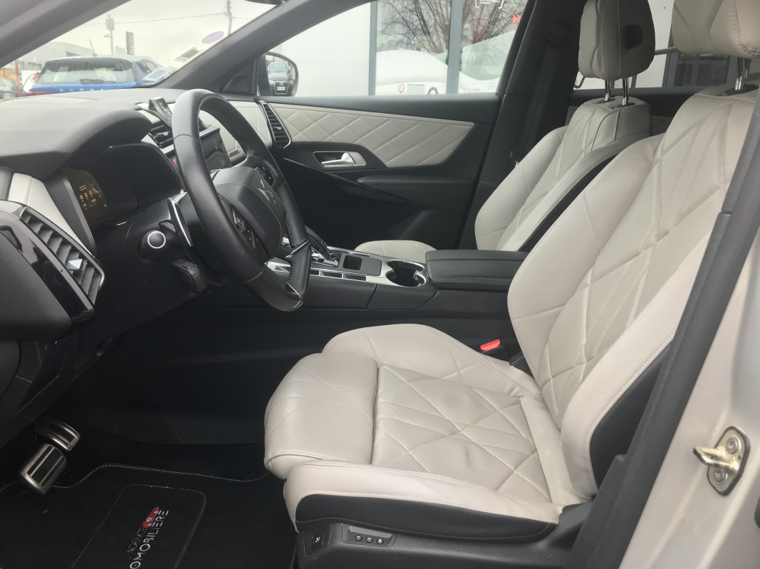 DS DS7 CROSSBACK — 27