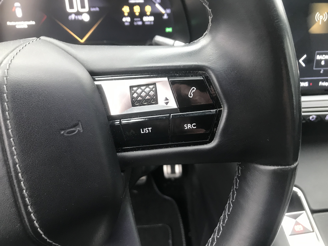 DS DS7 CROSSBACK — 14