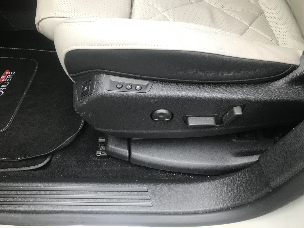 DS DS7 CROSSBACK — 31