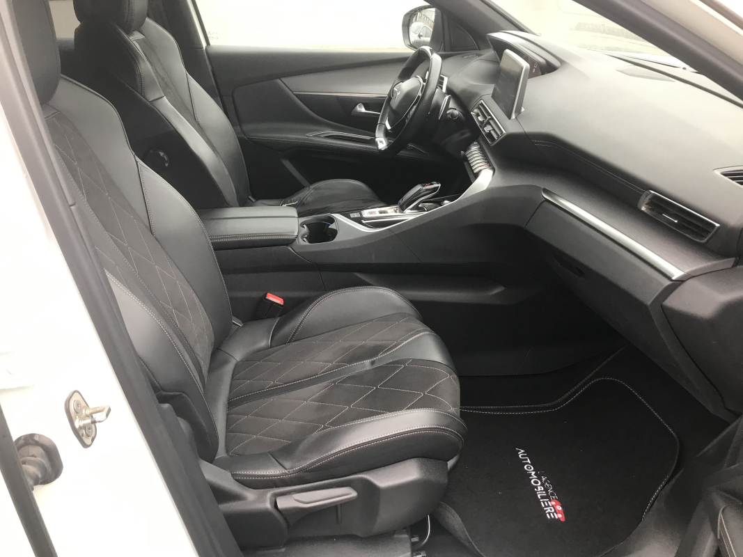 Peugeot 3008 — 10