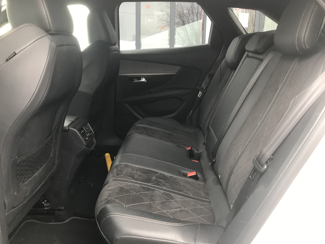 Peugeot 3008 — 23