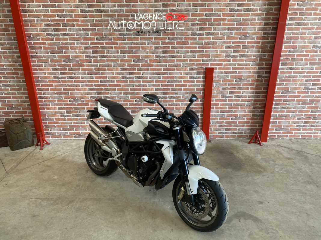 Mv Agusta 990 — 9