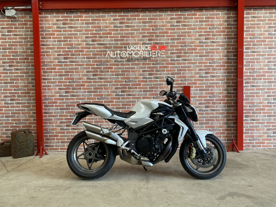 Mv Agusta 990 — 2
