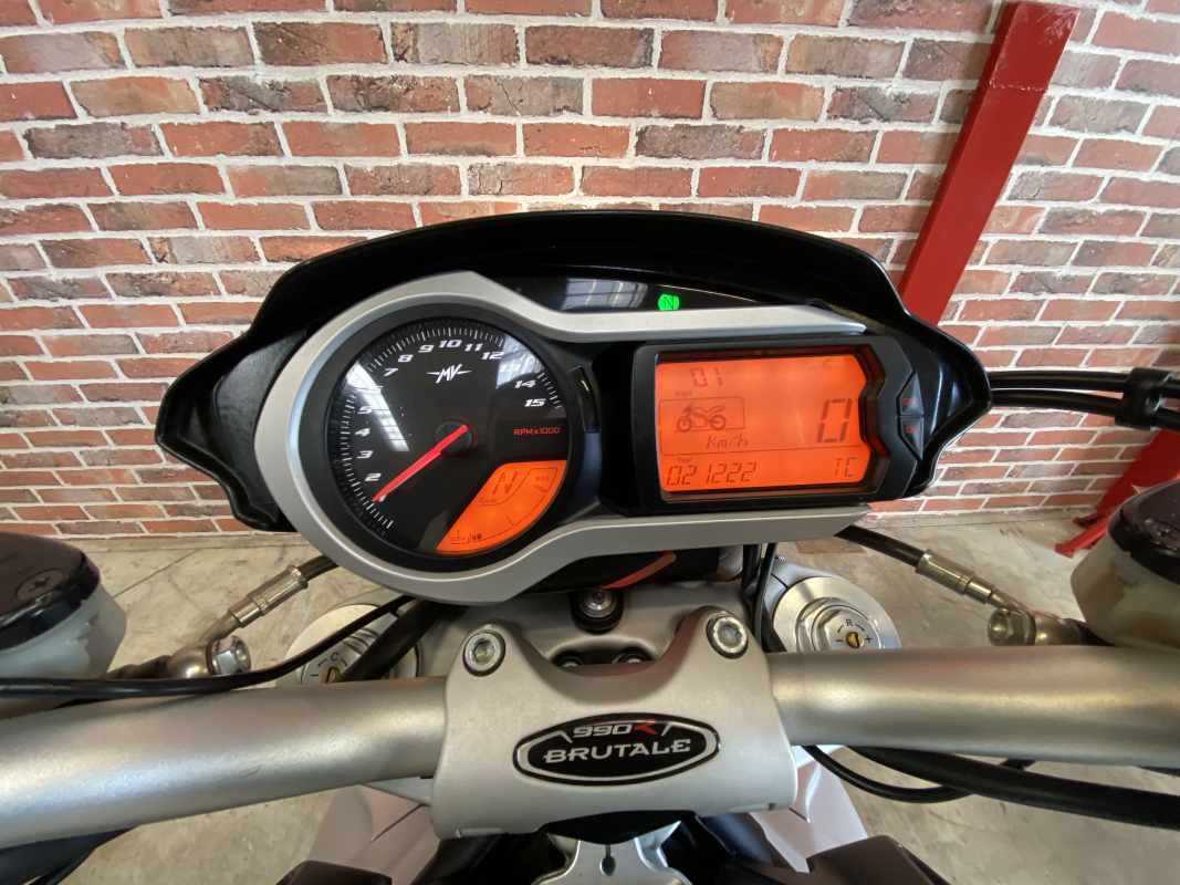 Mv Agusta 990 — 12