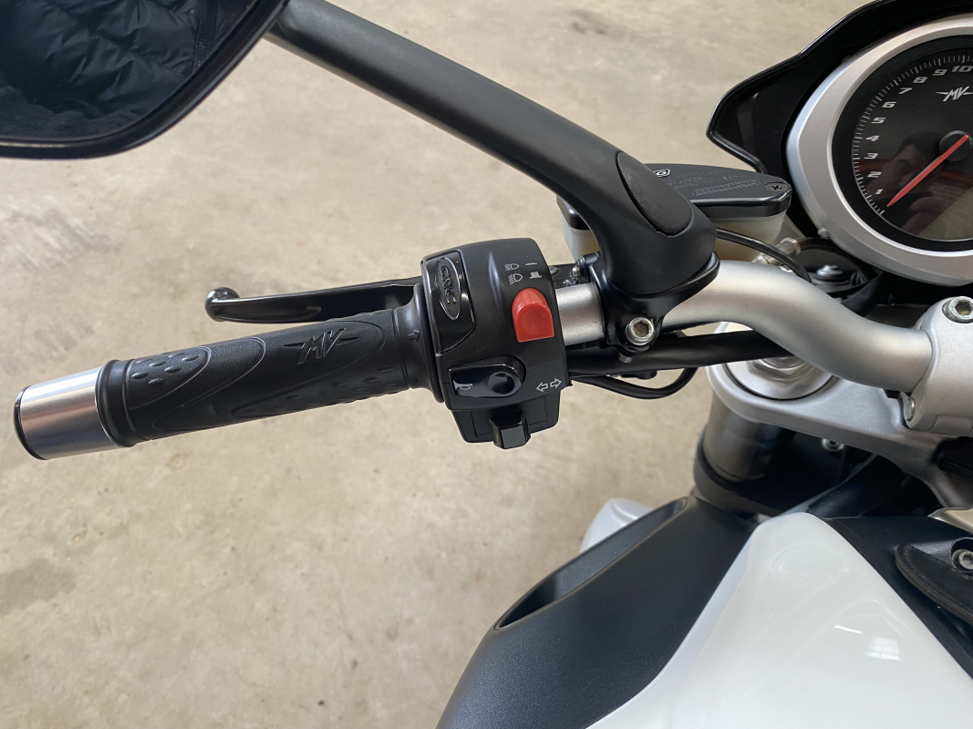 Mv Agusta 990 — 20