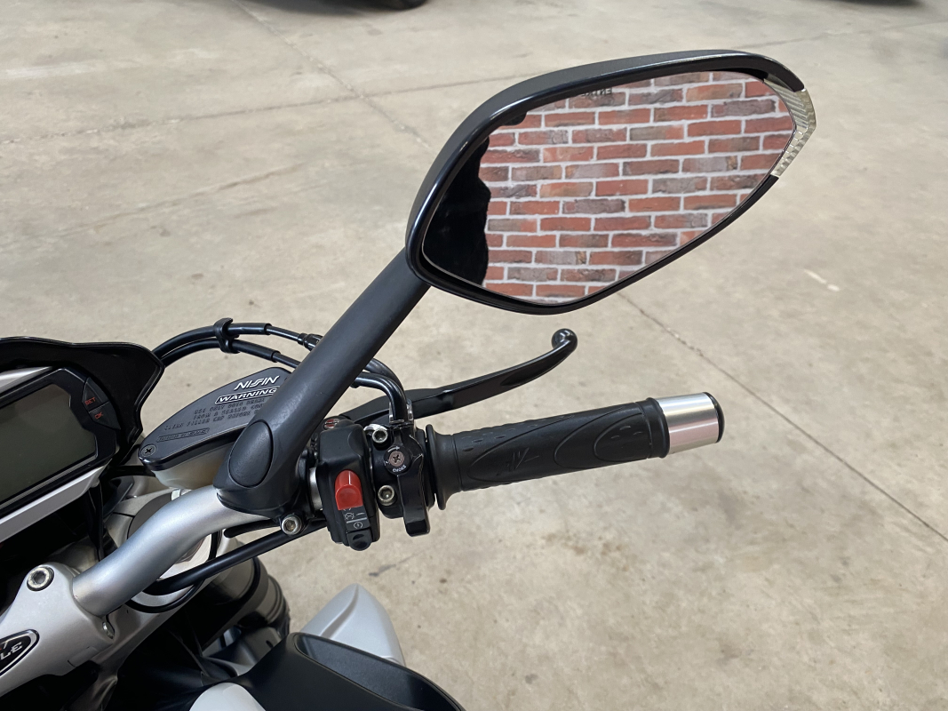 Mv Agusta 990 — 21