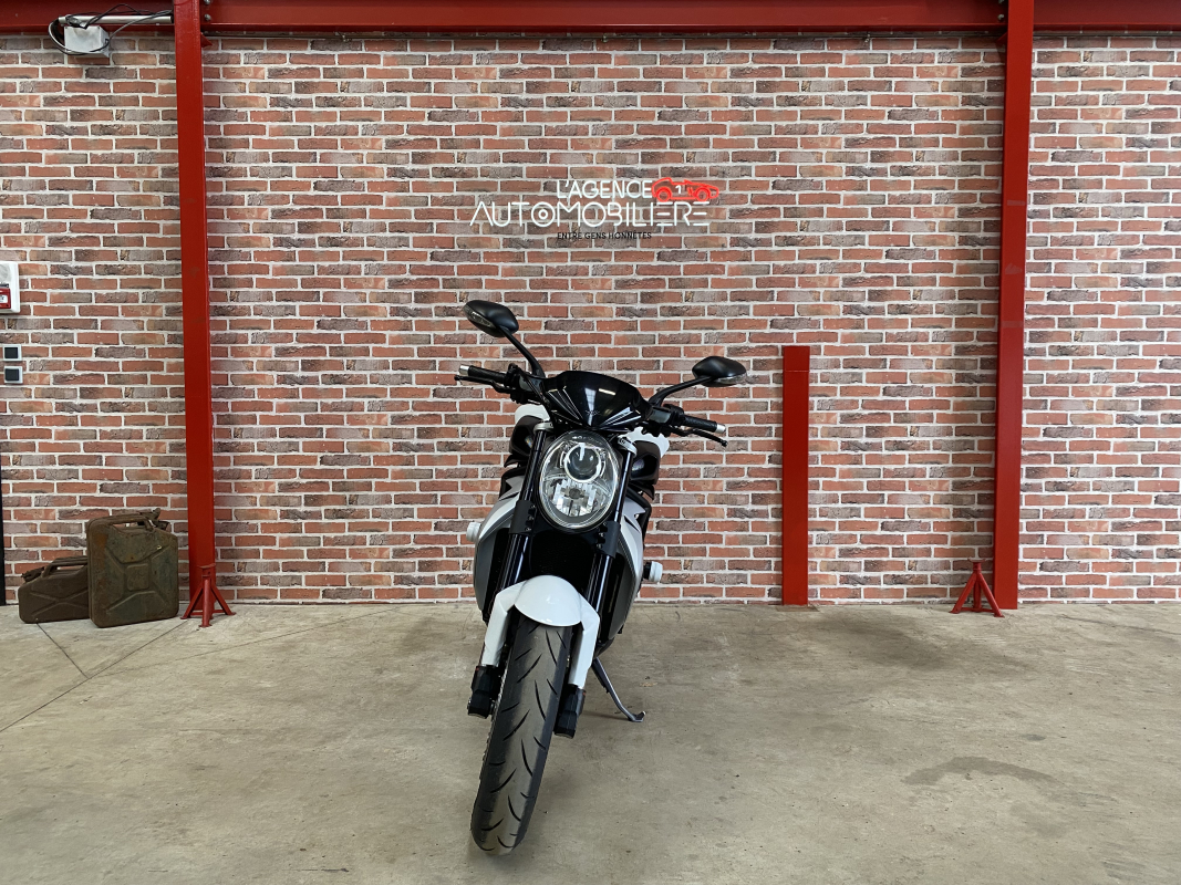 Mv Agusta 990 — 8