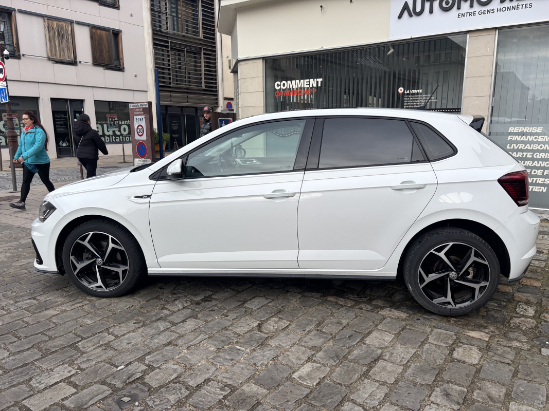 Volkswagen Polo — 8
