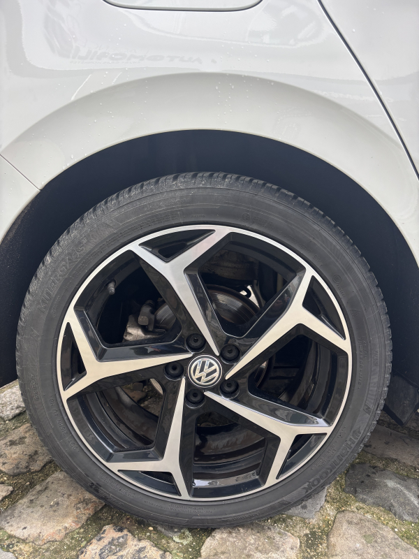Volkswagen Polo — 23