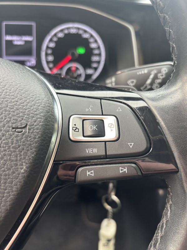 Volkswagen Polo — 24