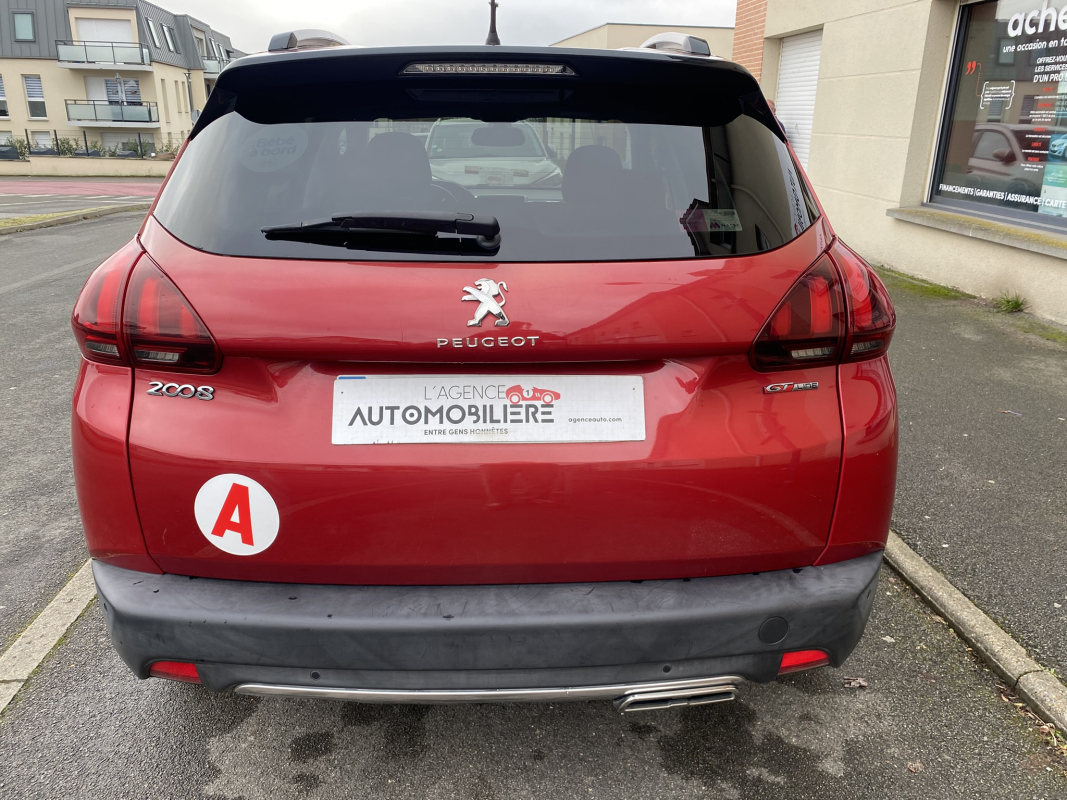 Peugeot 2008 — 4