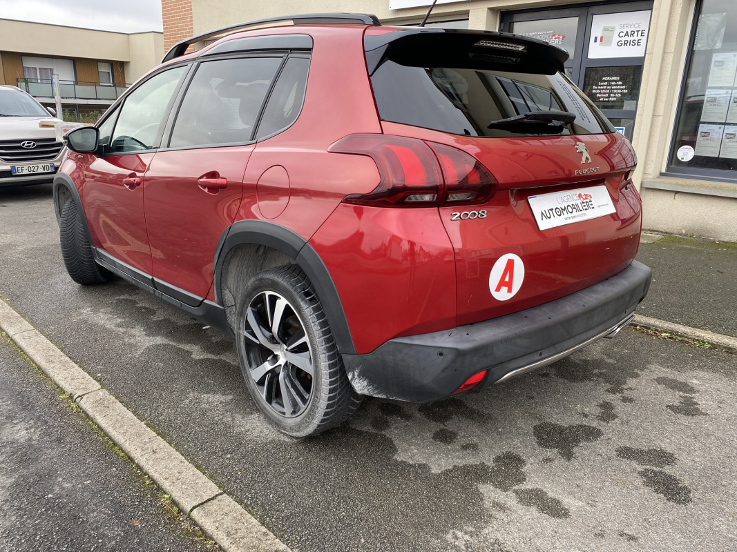 Peugeot 2008 — 3