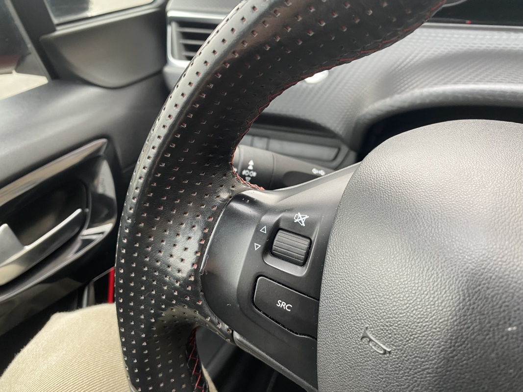 Peugeot 2008 — 26