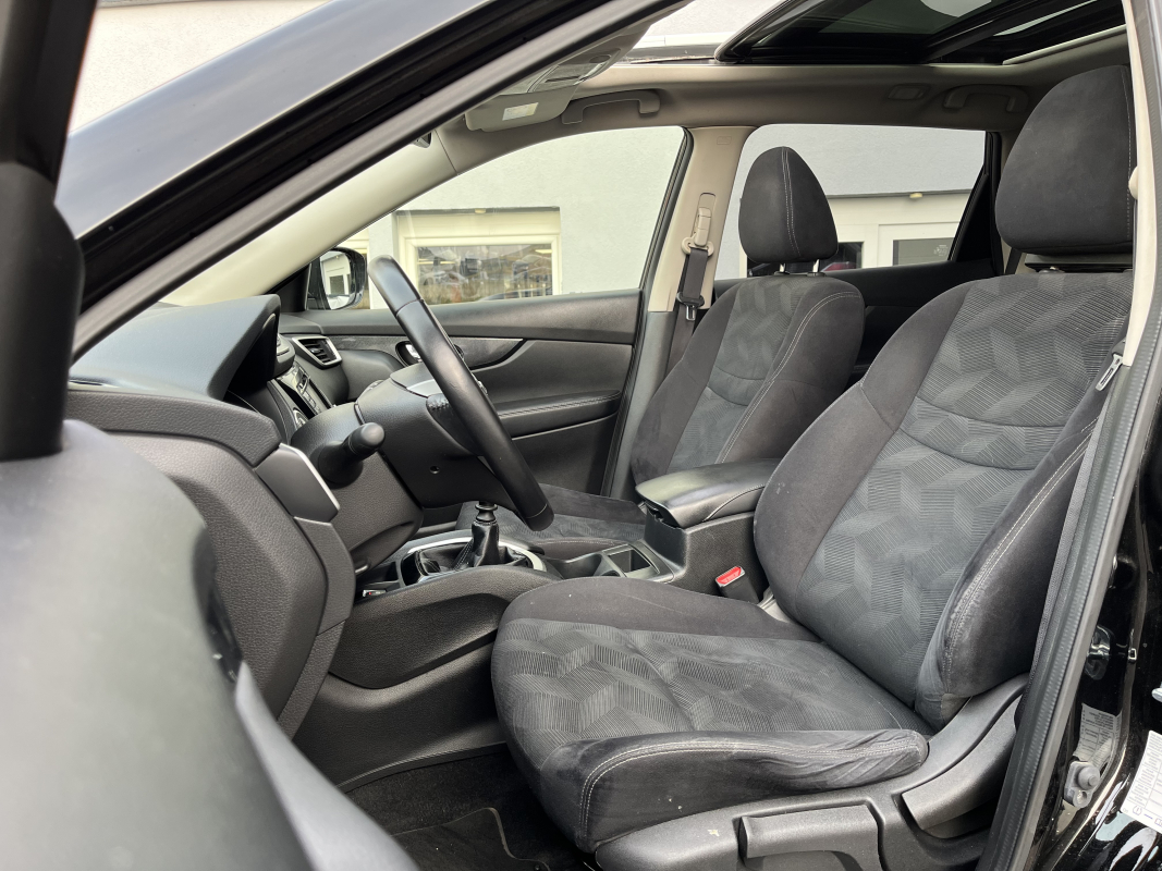 Nissan X-Trail — 4
