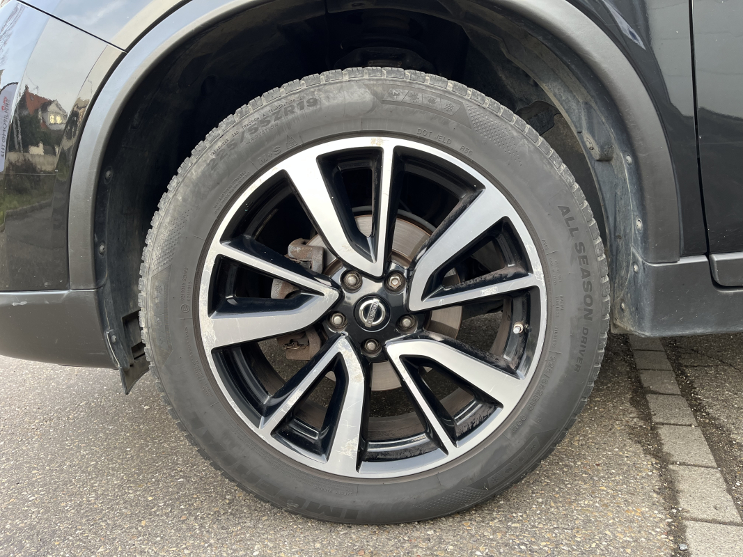 Nissan X-Trail — 24