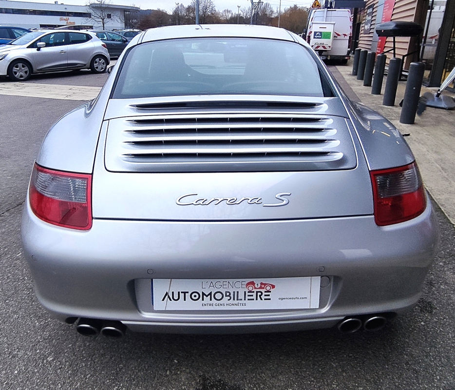 Porsche 911 — 8