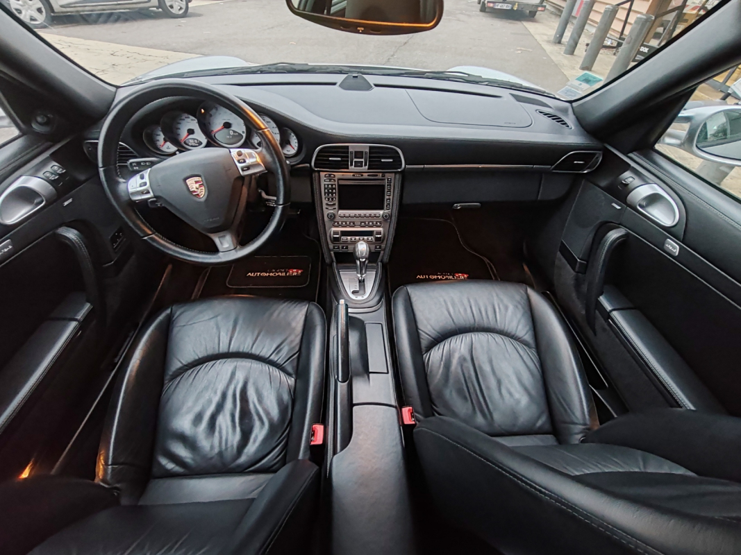Porsche 911 — 17