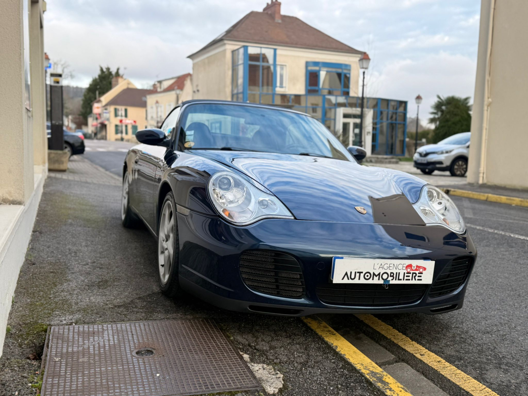 Porsche 911 — 4