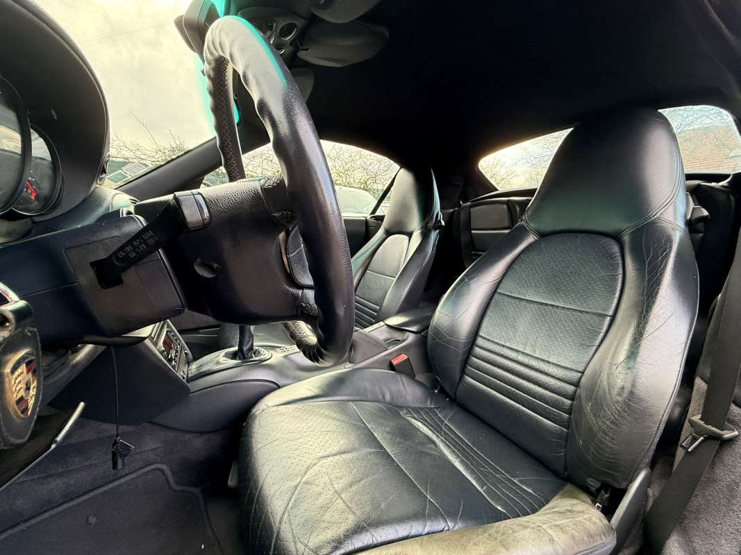 Porsche 911 — 12