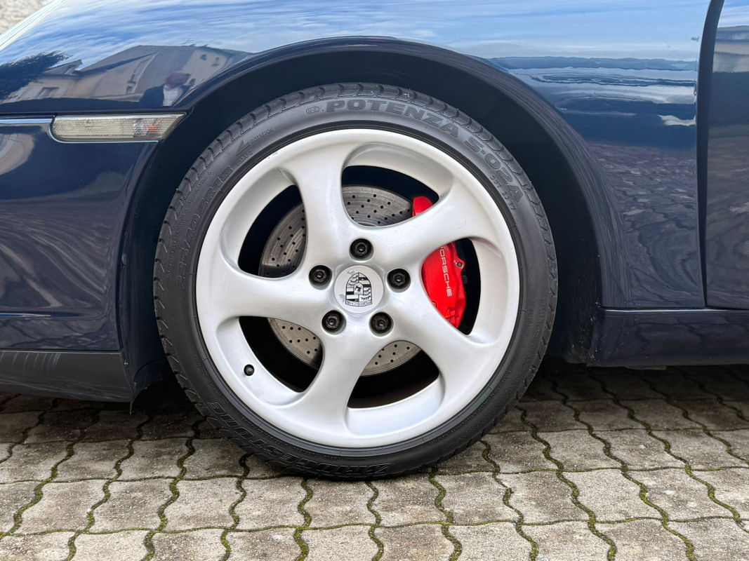 Porsche 911 — 22