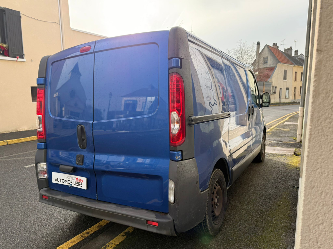 Renault Trafic — 4