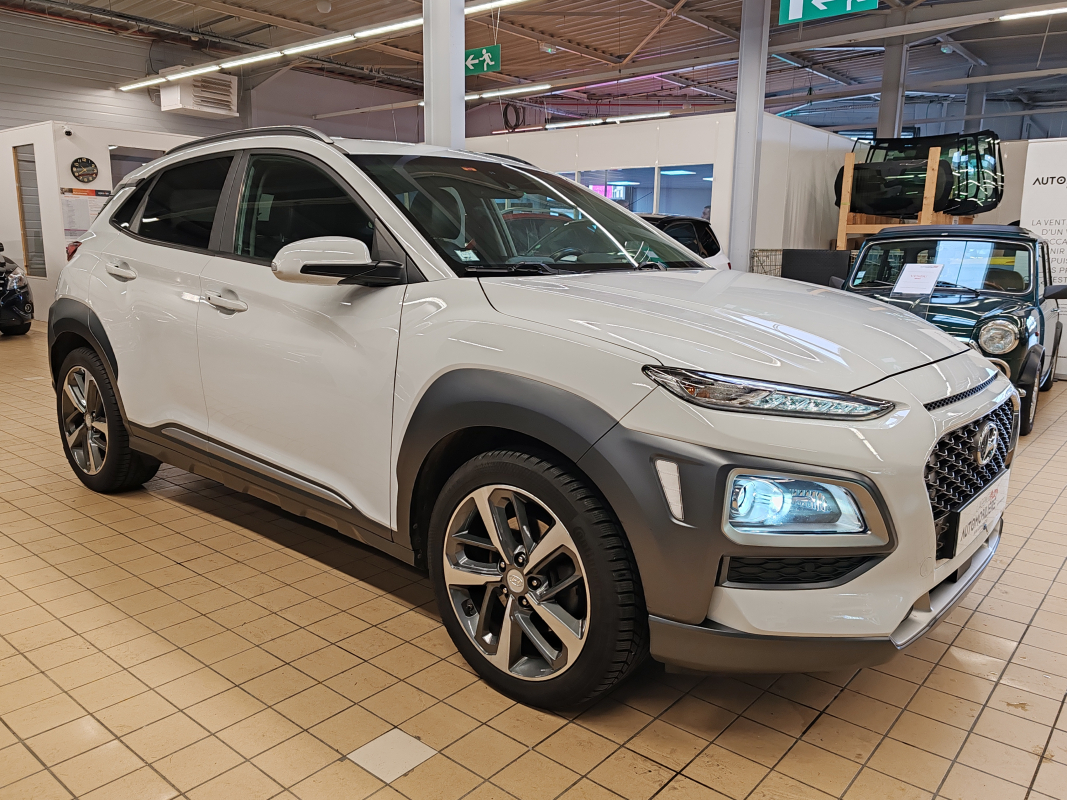Hyundai KONA — 3
