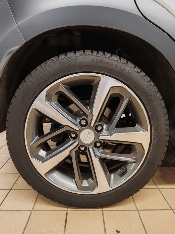 Hyundai KONA — 24