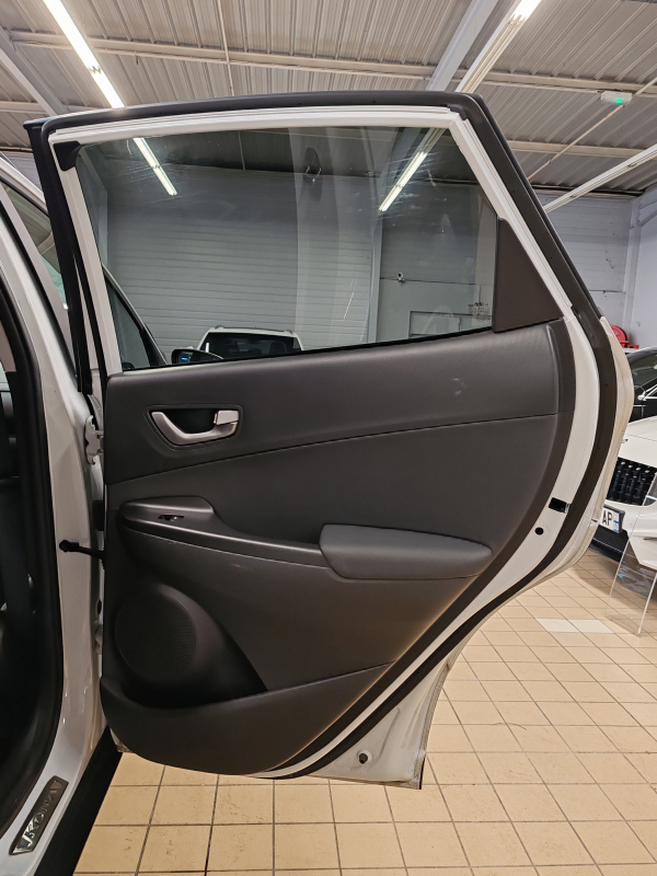 Hyundai KONA — 30