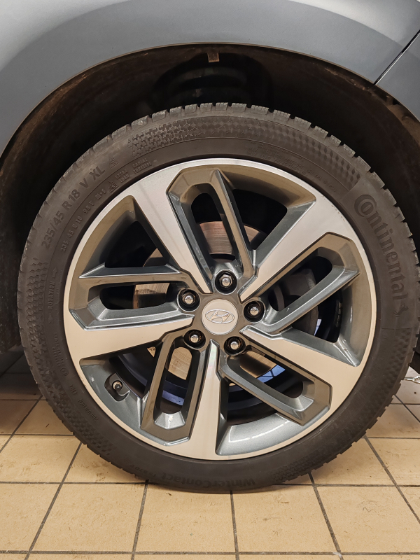 Hyundai KONA — 23