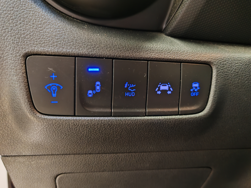 Hyundai KONA — 19