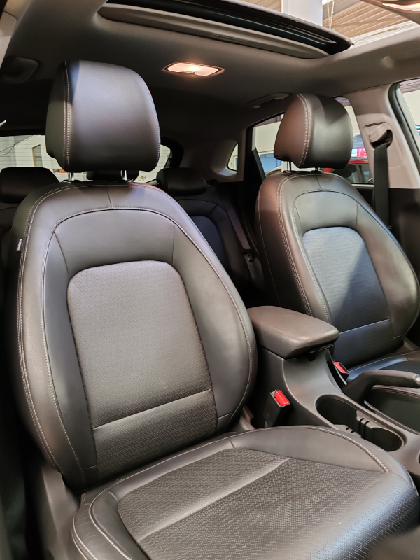 Hyundai KONA — 12