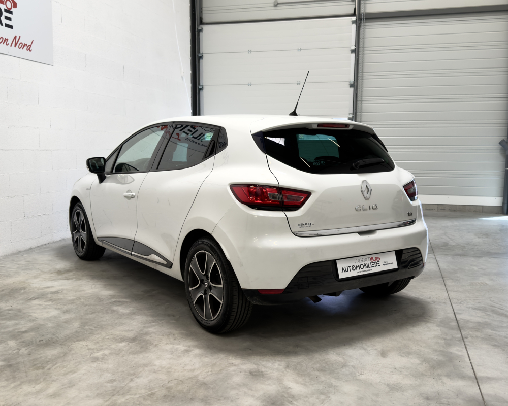Renault Clio — 6