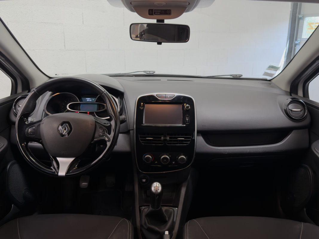 Renault Clio — 8