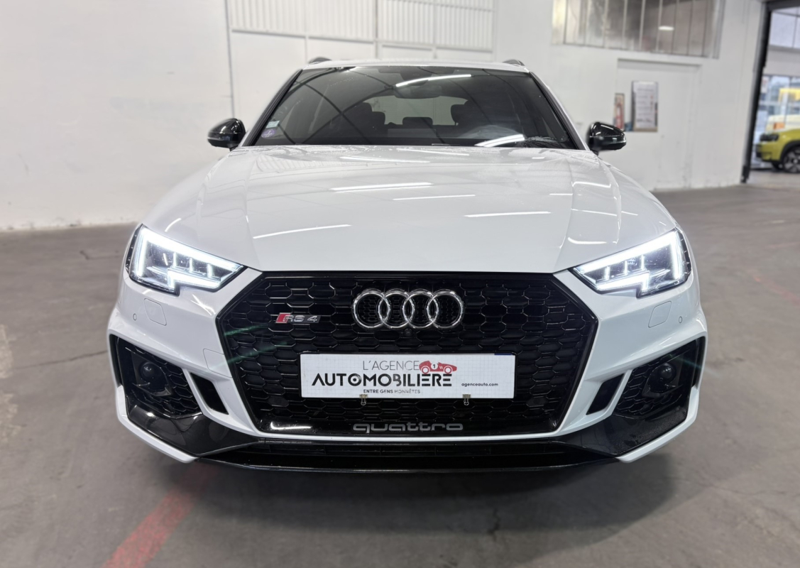 Audi Rs4 Avant — 2
