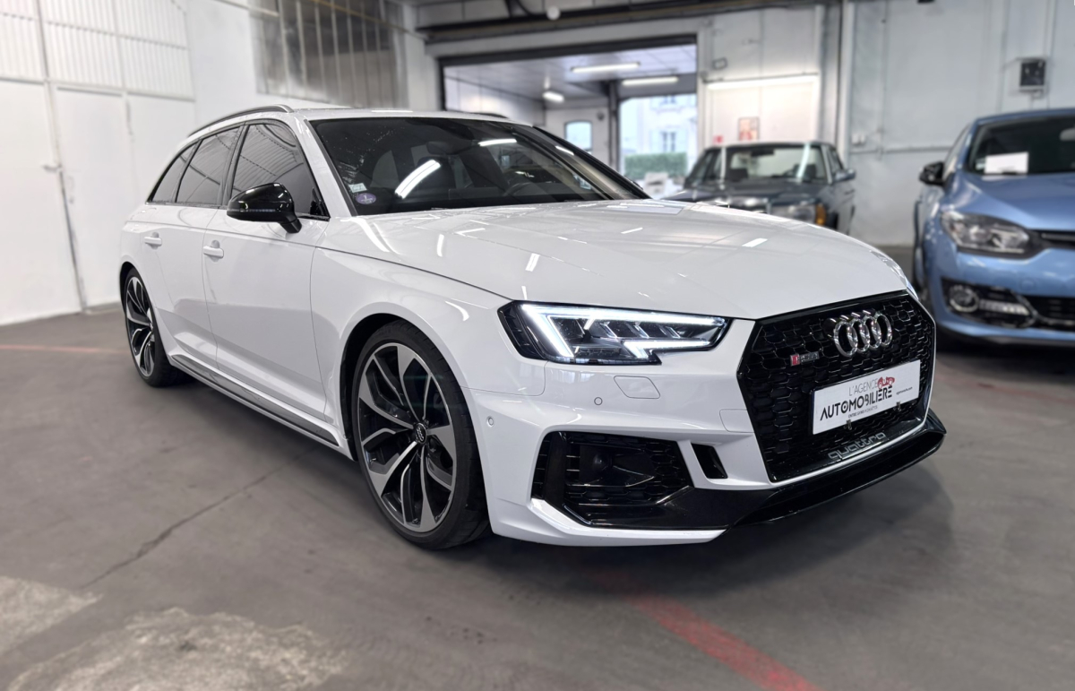 Audi Rs4 Avant — 3