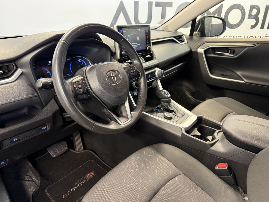 Toyota RAV4 — 11