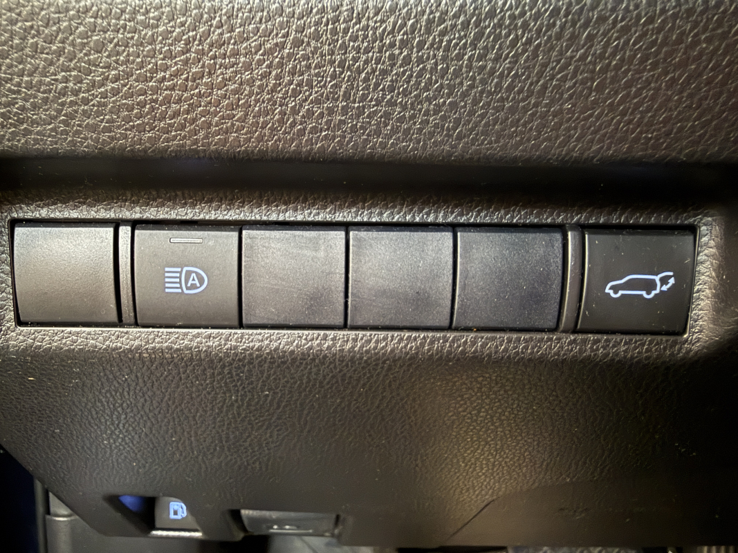 Toyota RAV4 — 23