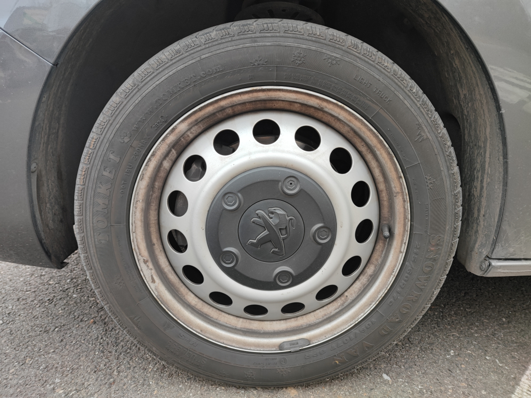 Peugeot Expert — 35