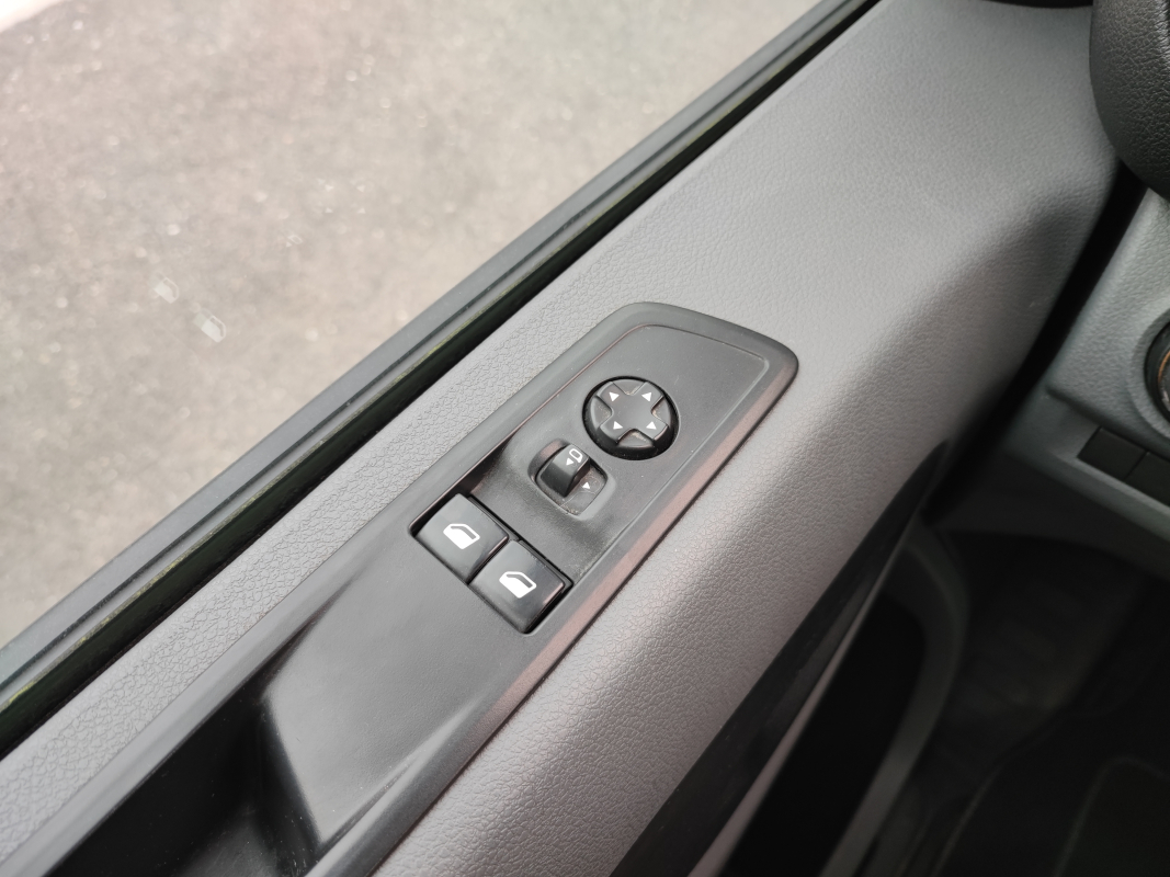 Peugeot Expert — 33