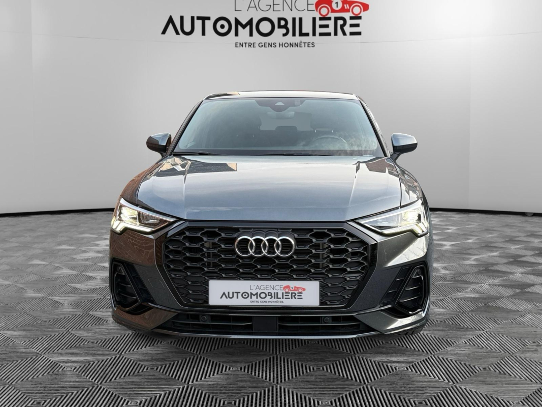 Audi Q3 — 2