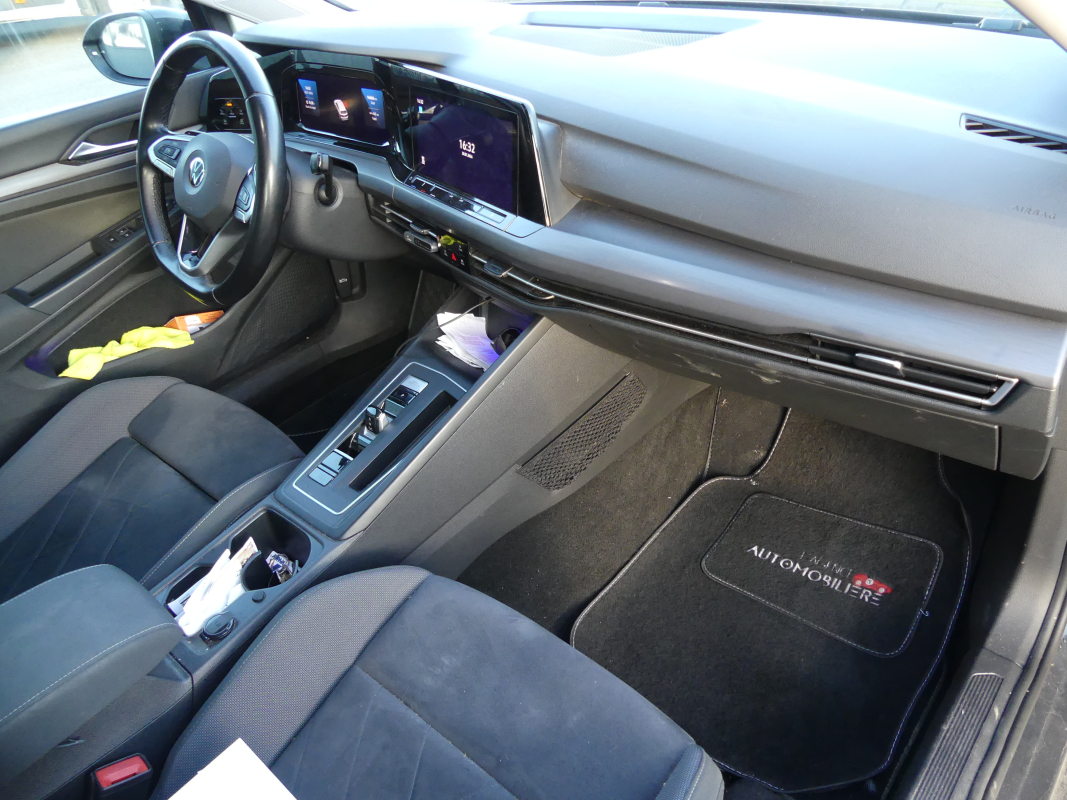 Volkswagen Golf — 15