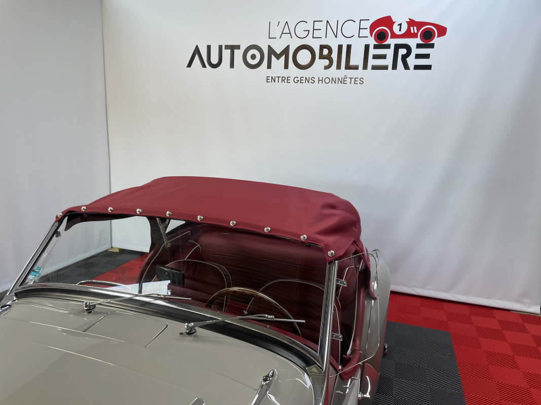 Triumph TR3 — 33